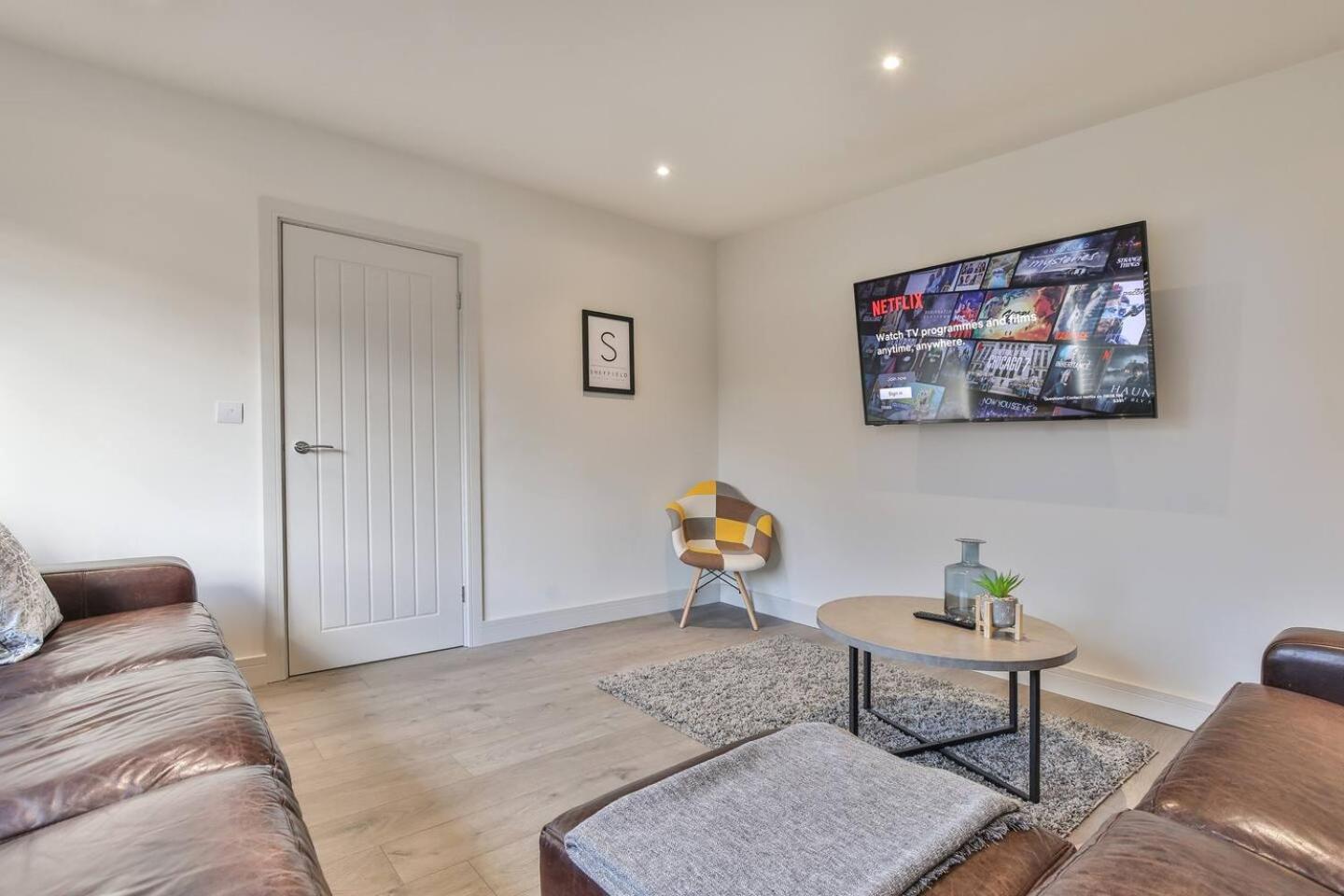 Holiday home Modern, Cosy Whole House Wifi Close To Attractions *