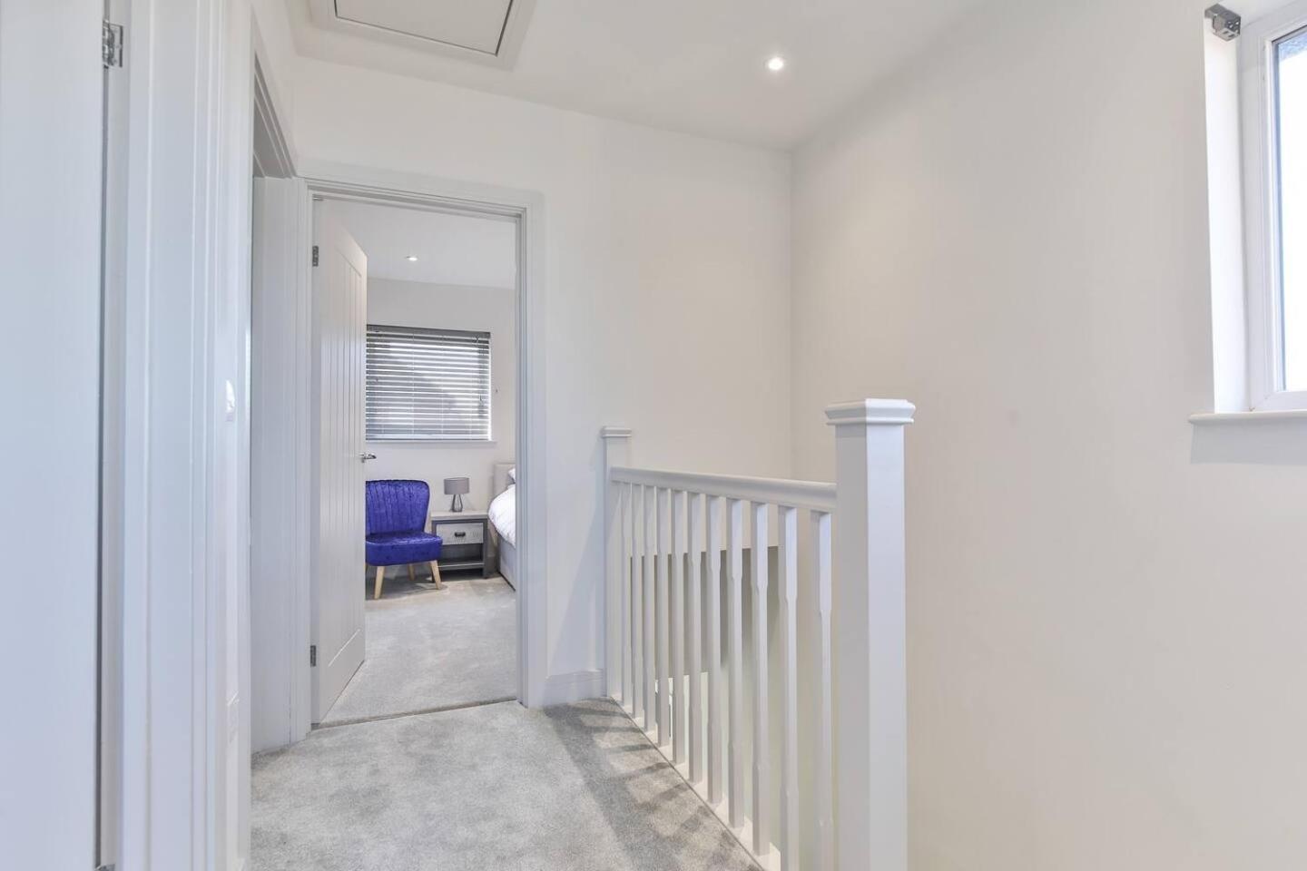 Modern, Cosy Whole House Wifi Close To Attractions *