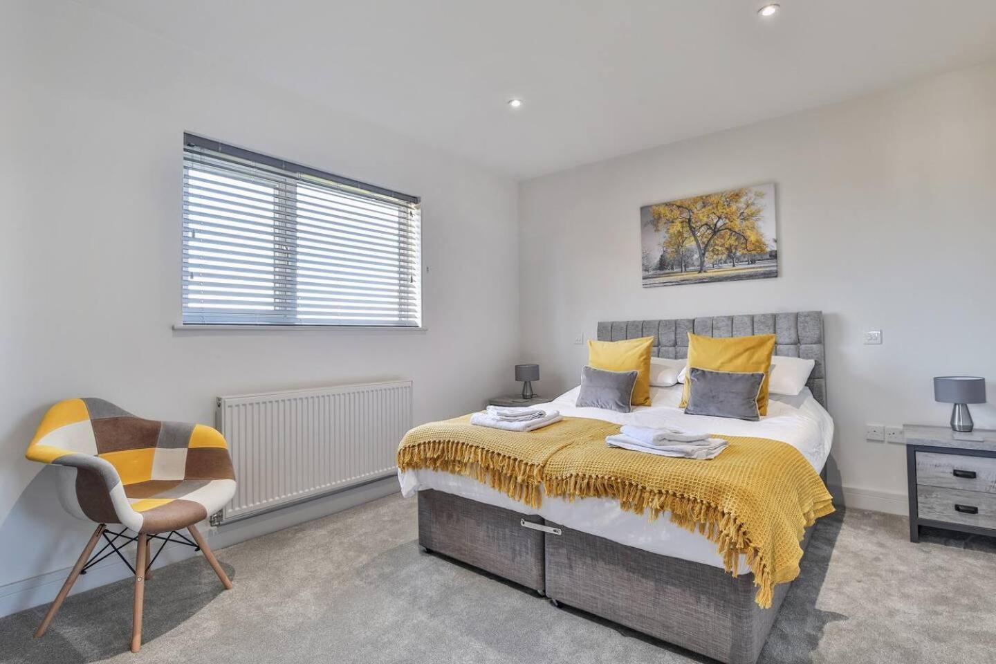 Modern, Cosy Whole House Wifi Close To Attractions Holiday home Sheffield