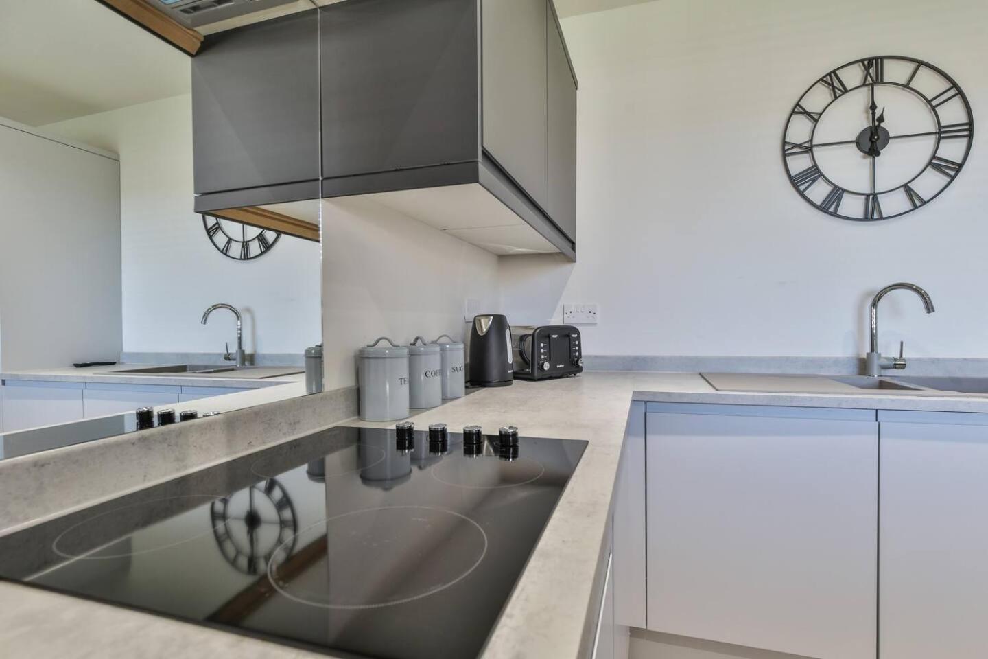 Modern, Cosy Whole House Wifi Close To Attractions Sheffield