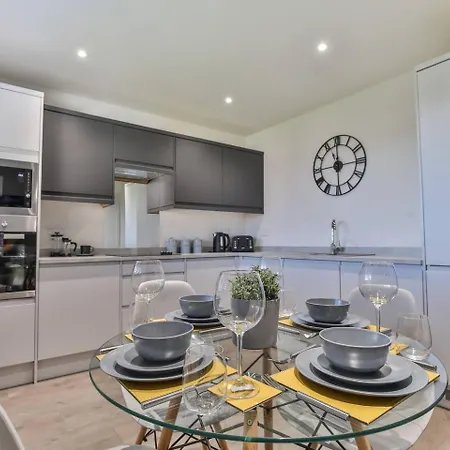 Modern, Cosy Whole House Wifi Close To Attractions Sheffield Exterior photo