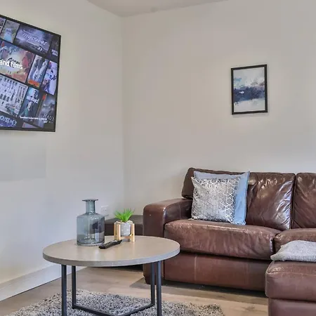 Modern, Cosy Whole House Wifi Close To Attractions Sheffield Exterior photo